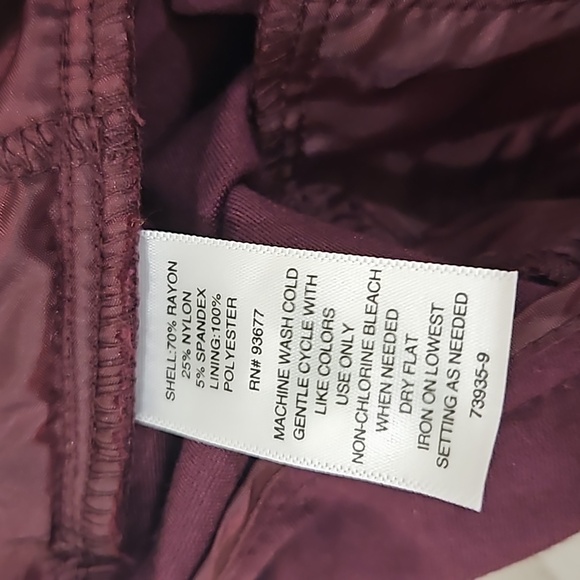 Liz Claiborne petite length ankle pants - Picture 5 of 5